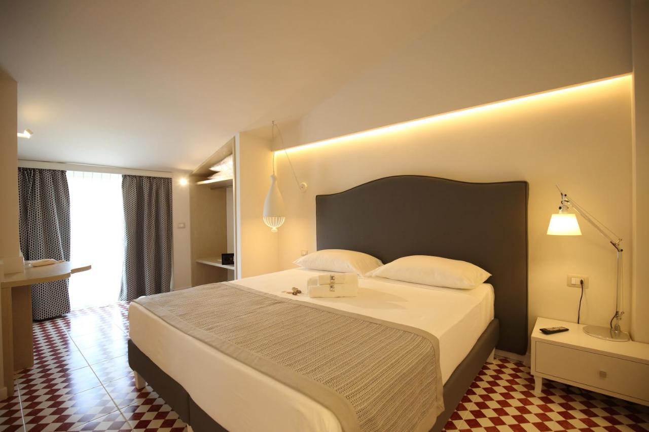 Suite Hotel L'Oasi Di Riaci (Adults Only) Santa Domenica  Exterior foto